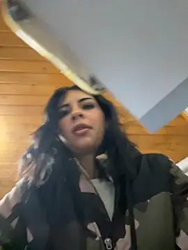 Hilary pinkk online show from 10.07.25