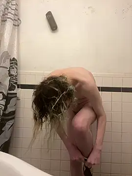 Snapshot of tallnerdyguy chatting on 02.21.26 tallnerdyguy online show from 02.21.26