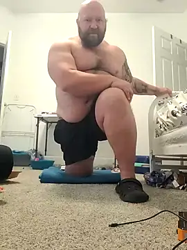 Strong Bear89 online show from 01.01.25