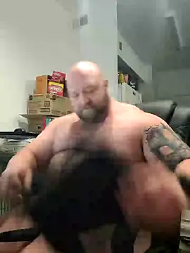 Strong Bear89 online show from 01.20.25