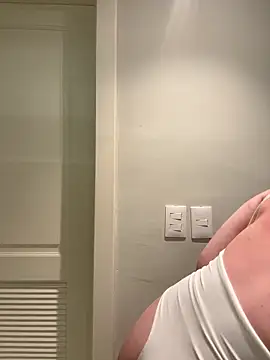 Shirley Thomas online show from 11.14.25