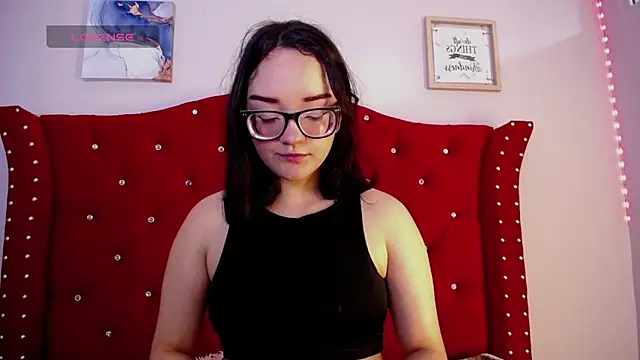 charlotte1-ls online show from 12.12.24