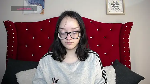 charlotte1-ls online show from 12.23.24