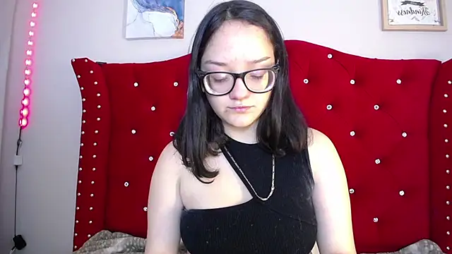 charlotte1-ls online show from 01.23.25