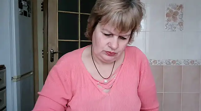 Snapshot of Ettie_Tonia chatting on 02.14.25 Ettie Tonia online show from 02.14.25