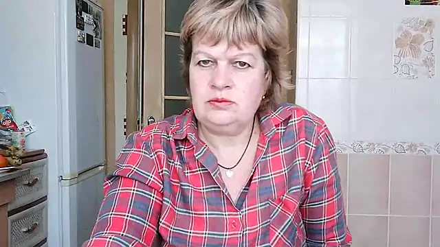 Snapshot of Ettie_Tonia chatting on 02.24.25 Ettie Tonia online show from 02.24.25