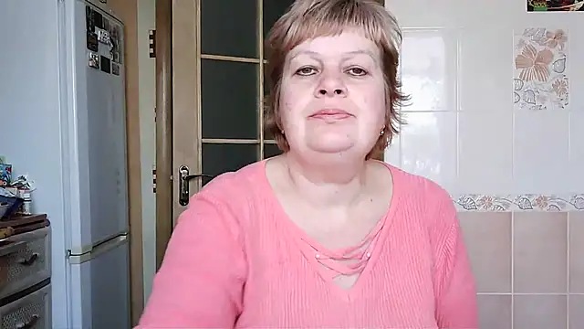 Snapshot of Ettie_Tonia chatting on 03.05.25 Ettie Tonia online show from 03.05.25
