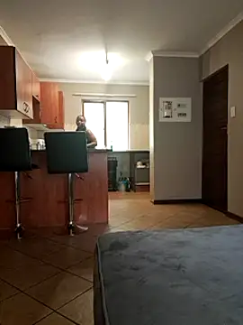 Snapshot of thicktash chatting on 02.20.25 thicktash online show from 02.20.25