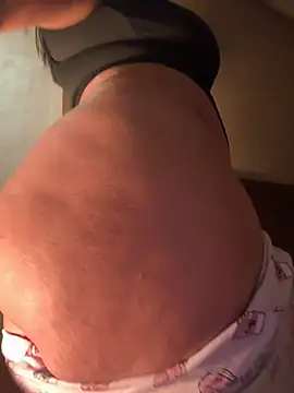 GLamouur online show from 02.02.25