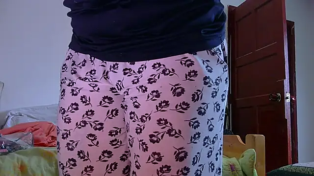 Miss oliviaa online show from 02.23.25