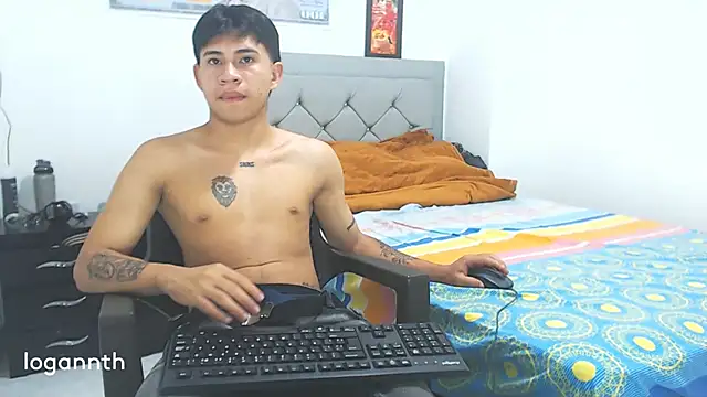 Snapshot of logannth chatting on 01.29.25 logannth online show from 01.29.25