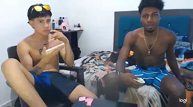 Snapshot of logannth chatting on 03.09.25 logannth online show from 03.09.25