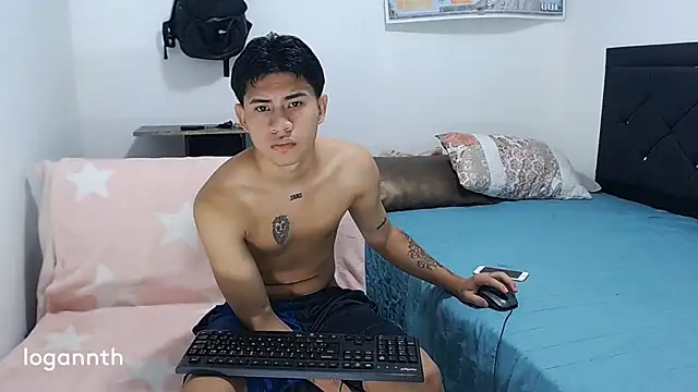 Snapshot of logannth chatting on 03.20.25 logannth online show from 03.20.25