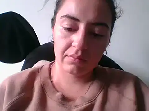 Snapshot of _karlie_kloss_ chatting on 12.05.24 karlie kloss online show from 12.05.24