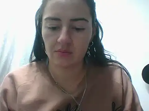 Snapshot of _karlie_kloss_ chatting on 01.18.25 karlie kloss online show from 01.18.25