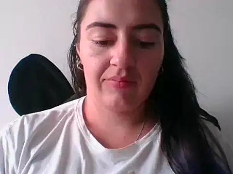 Snapshot of _karlie_kloss_ chatting on 01.24.25 karlie kloss online show from 01.24.25