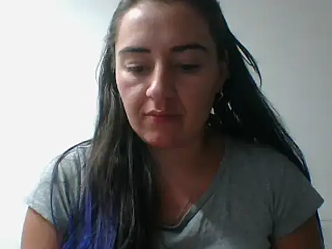 Snapshot of _karlie_kloss_ chatting on 01.31.25 karlie kloss online show from 01.31.25