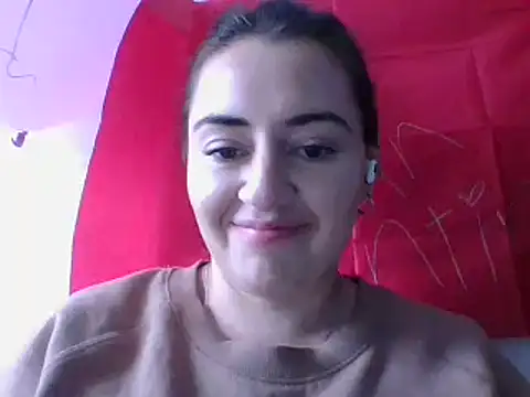 Snapshot of _karlie_kloss_ chatting on 02.24.25 karlie kloss online show from 02.24.25