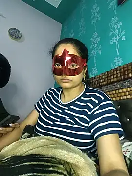 Snapshot of bigtitsqueen chatting on 12.23.24 bigtitsqueen online show from 12.23.24