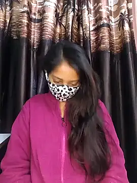 Snapshot of bigtitsqueen chatting on 01.15.25 bigtitsqueen online show from 01.15.25