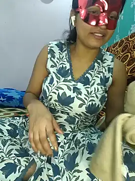 Snapshot of bigtitsqueen chatting on 01.29.25 bigtitsqueen online show from 01.29.25