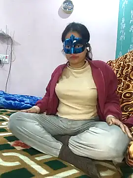 Snapshot of bigtitsqueen chatting on 01.29.25 bigtitsqueen online show from 01.29.25