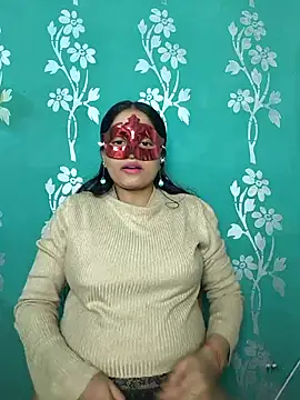 Snapshot of bigtitsqueen chatting on 02.05.26 bigtitsqueen online show from 02.05.26