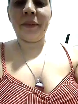 MirandaSoto online show from 02.26.25