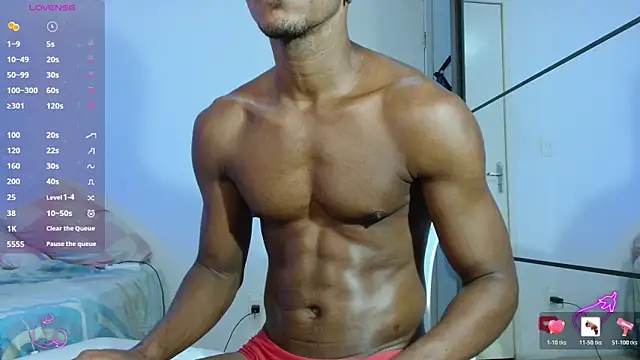 Snapshot of mikejaybra chatting on 02.24.26 mikejaybra online show from 02.24.26