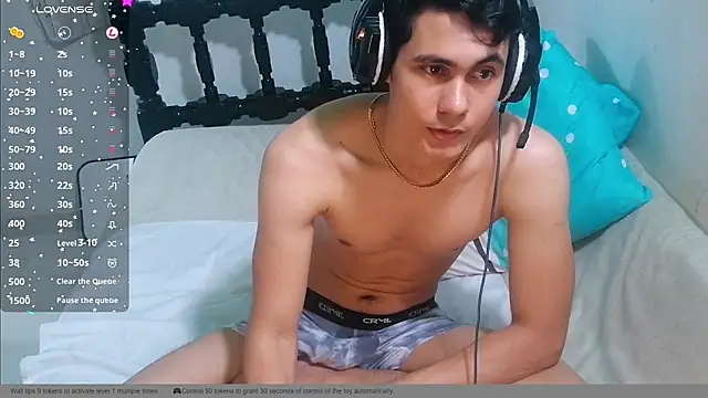 alexispaez457062 online show from 12.19.24