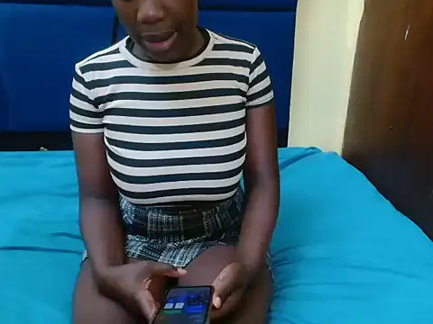 MilkyTitties online show from 02.25.26