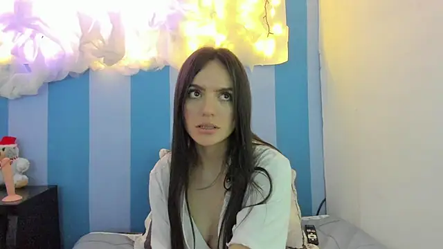 Snapshot of britny_clouds chatting on 12.07.24 britny clouds online show from 12.07.24