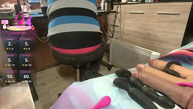 misteryman1956 online show from 12.17.25