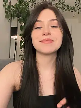  SweetCandyy online show from 03.04.25