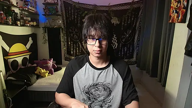 Snapshot of kairozz chatting on 06.13.26 kairozz online show from 06.13.26