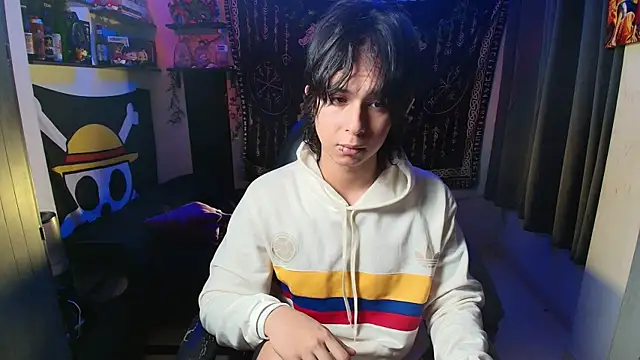 Snapshot of kairozz chatting on 06.17.26 kairozz online show from 06.17.26