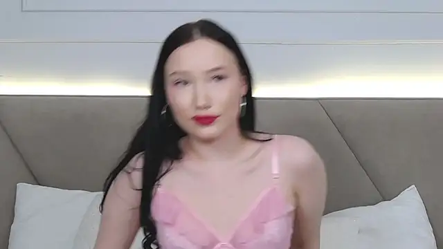 LeilaLow online show from 01.21.25