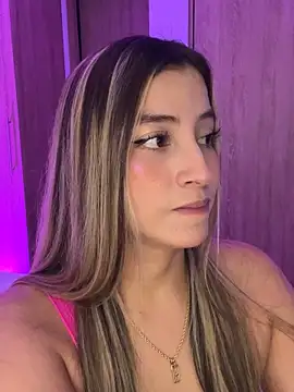 Issabela G1 online show from 02.01.26