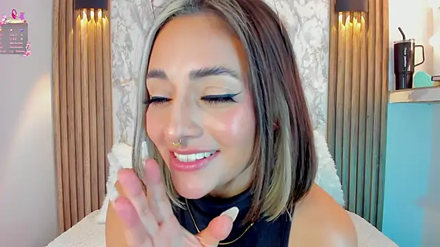 Nanda Vixen online show from 03.20.25