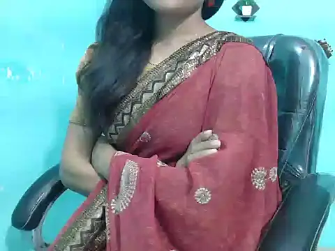 Snapshot of Yashi chatting on 02.27.25 Yashi online show from 02.27.25