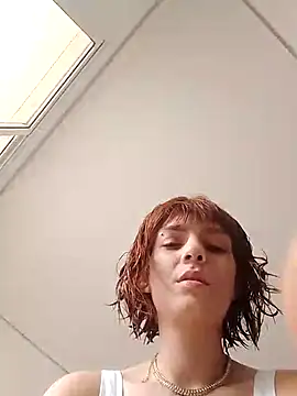 spacegirlll online show from 12.24.24