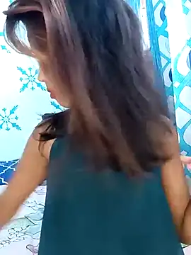 zoya khan25 online show from 03.20.25