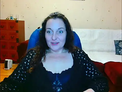 Snapshot of Alice3694 chatting on 04.19.26 Alice3694 online show from 04.19.26