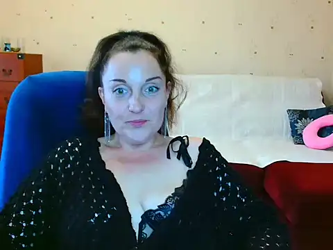 Snapshot of Alice3694 chatting on 05.12.26 Alice3694 online show from 05.12.26
