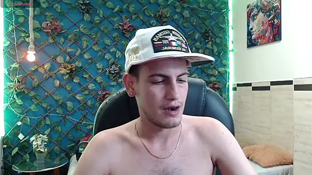 Snapshot of Cerokershelby chatting on 11.26.25 Cerokershelby online show from 11.26.25