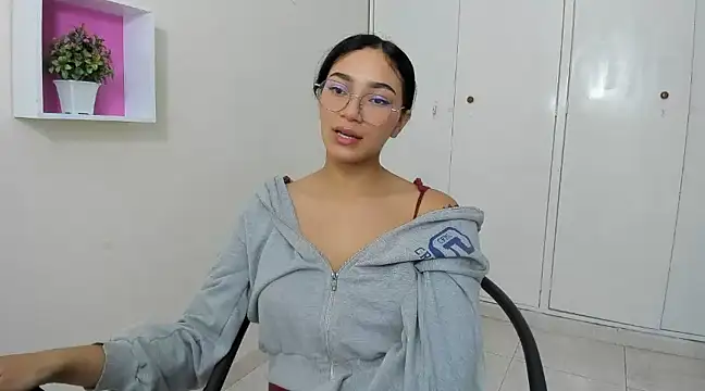 ASIAM BRUNET online show from 03.14.25