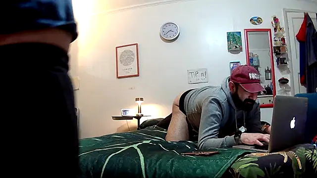 Snapshot of lextalon chatting on 02.01.25 lextalon online show from 02.01.25