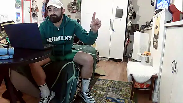 Snapshot of lextalon chatting on 03.05.25 lextalon online show from 03.05.25