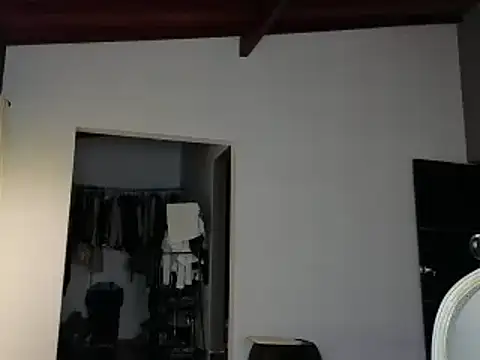 Snapshot of greyslopez chatting on 03.19.25 greyslopez online show from 03.19.25