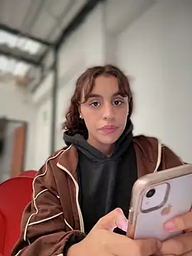 Katee Jones online show from 02.14.25